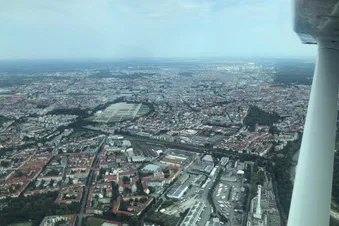 Seen & Skyline – Bayerns Süden aus der Luft erleben.