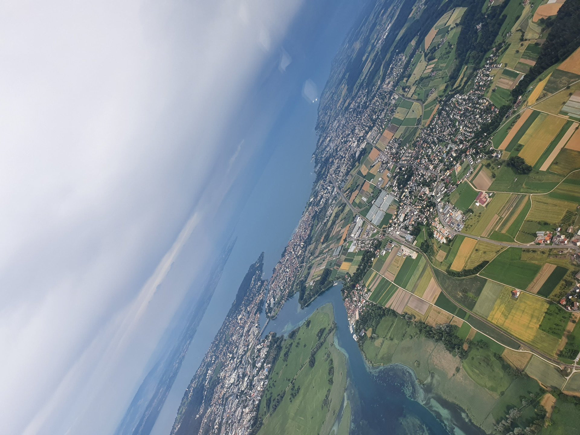 Rundflug mit AT01 zum Rheinfall und Bodensee