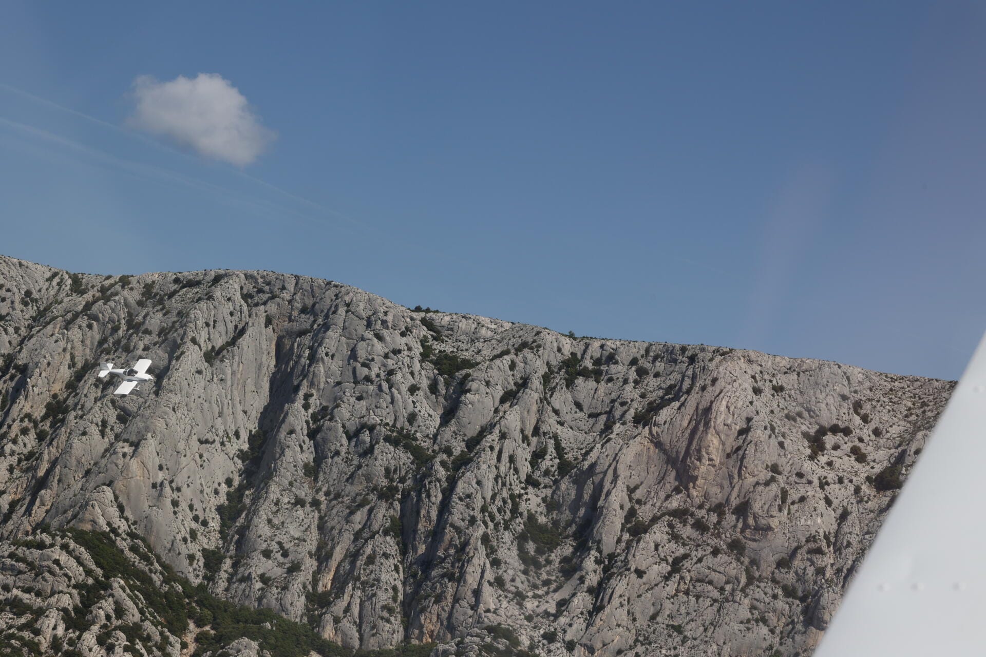 VOL D'AIX EN PROVENCE VERS LANGOGNE OU RETOUR LOZERE