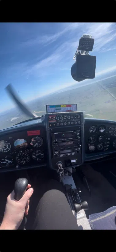 Selbst mal fliegen – Schnupperflug in der DV20/F150