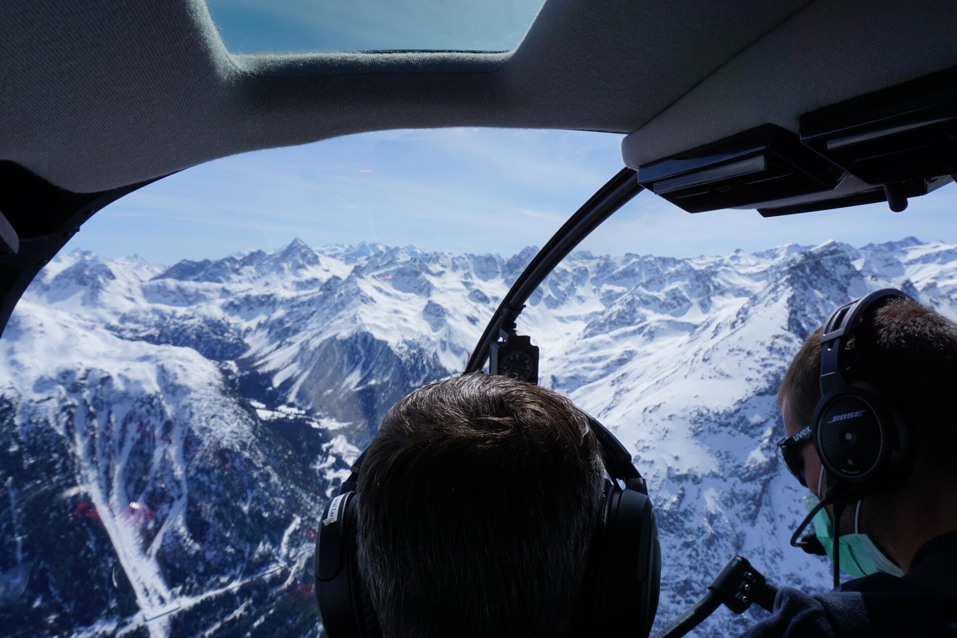 VIP Flug über die schönen Alpen nach St. Moritz