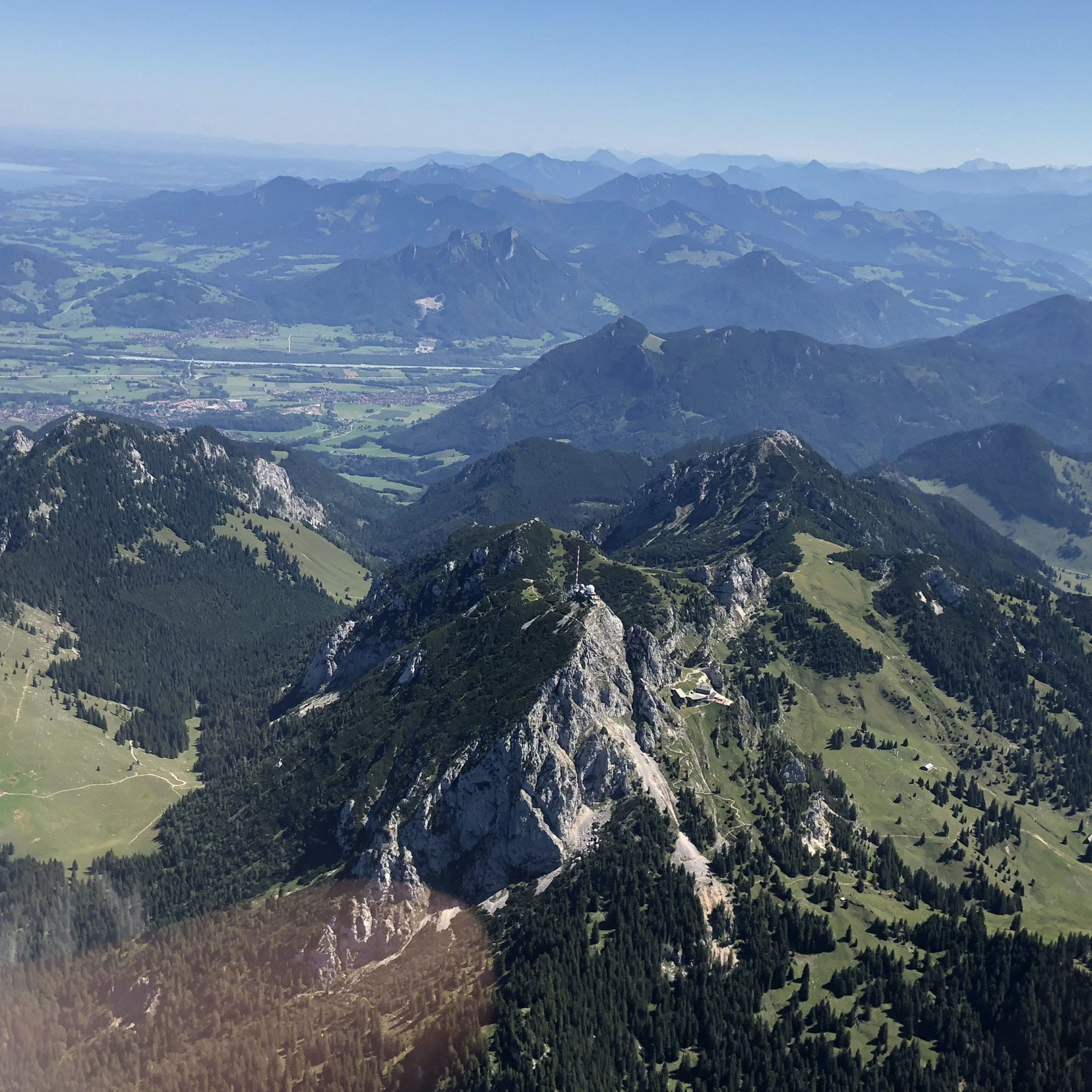 Frei bestimmbarer, zweistündiger Rundflug ab Augsburg (PA28)