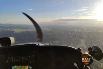 Rückflug in der Abendsonne nach Egelsbach