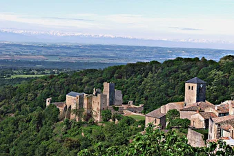 La Montagne Noire - Le Pic de Nore - Châteaux de Lastours