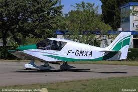 Robin DR400
