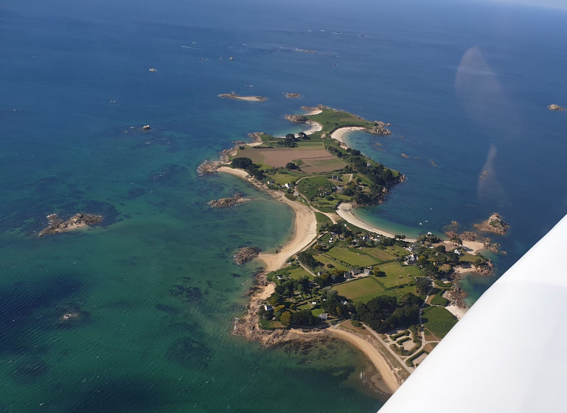 Le Pays Pagan Côte des naufrageurs vue du ciel (2 pers. min)
