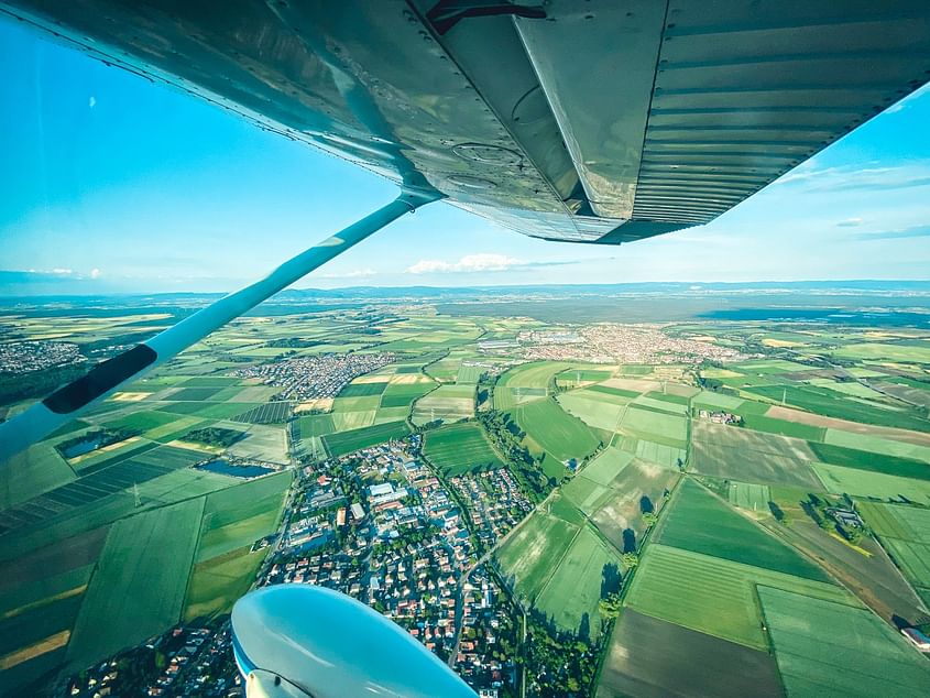 Rundflug um Mannheim mit Piper PA28