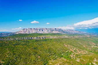Découverte de Aix et ses alentours en hélicoptère | 30 min