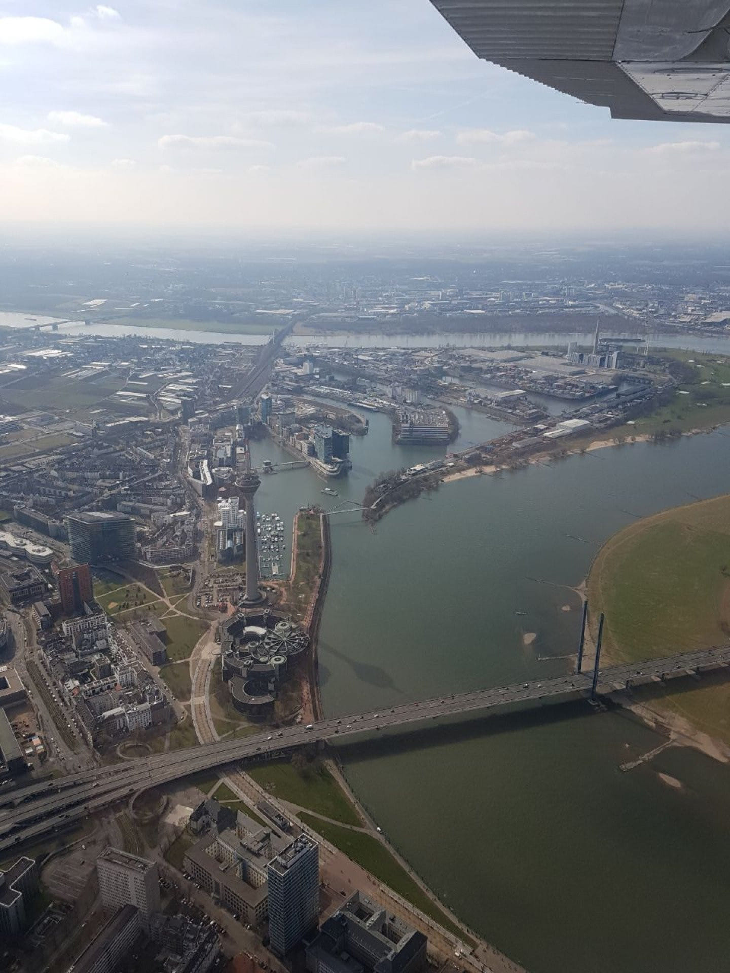 Mit Zwischenlandung zur Currywurst! Köln und Ruhrgebiet