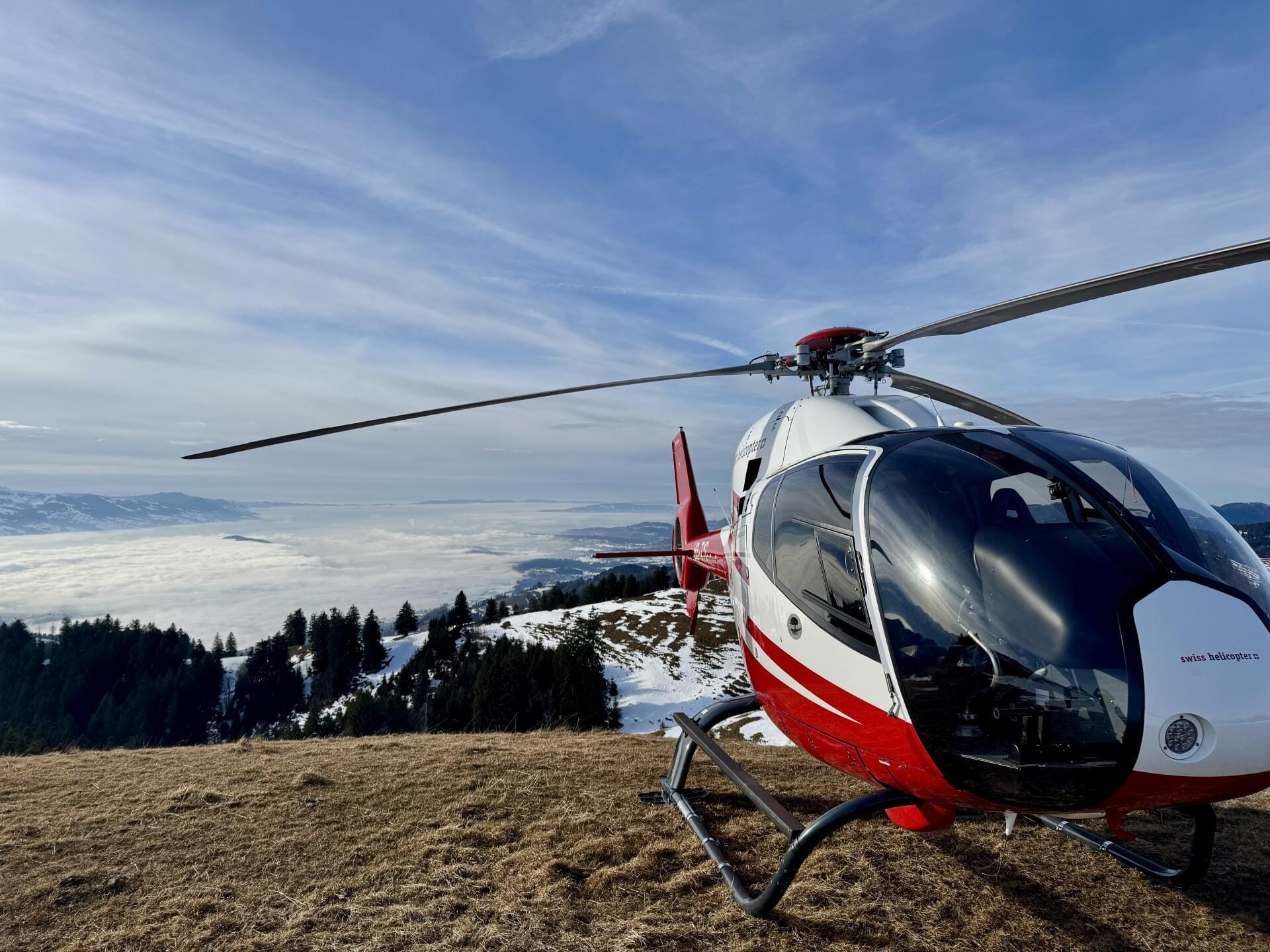 EC 120 von Vorne, Tanzboden Blick richtung Rapperswil