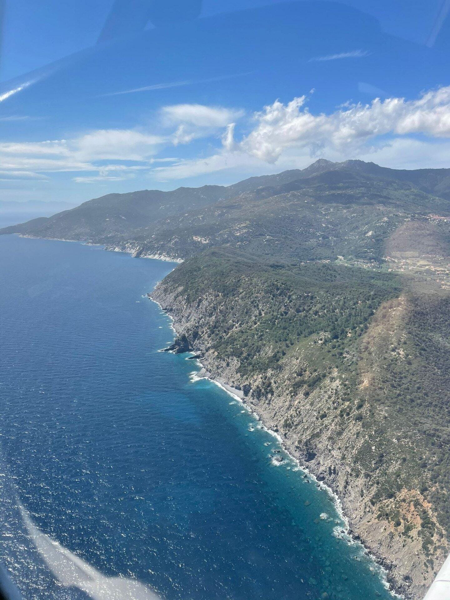 Overfly Isola d'Elba and the surrounding isles