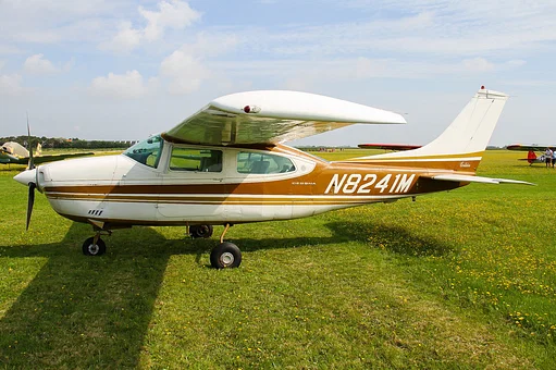 Cessna 210 N Turbo Centurion