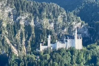 Zugspitze, Schlösser, Seen