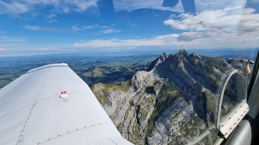 Scenic flight: Säntis-Hoher Kasten-Churfirsten-Klöntalersee