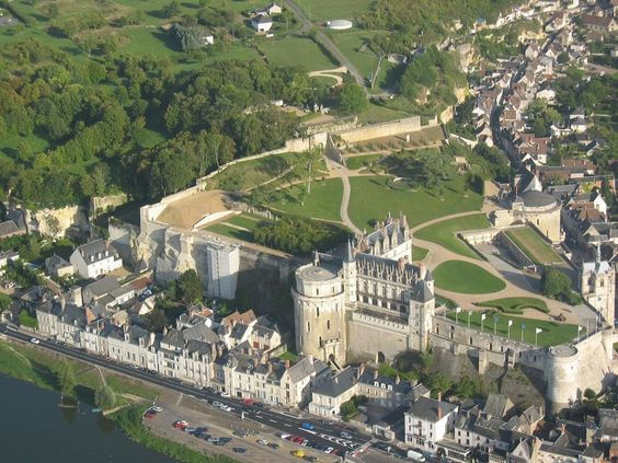 Balade aérienne : Châteaux de la Loire Est (2 passagers)