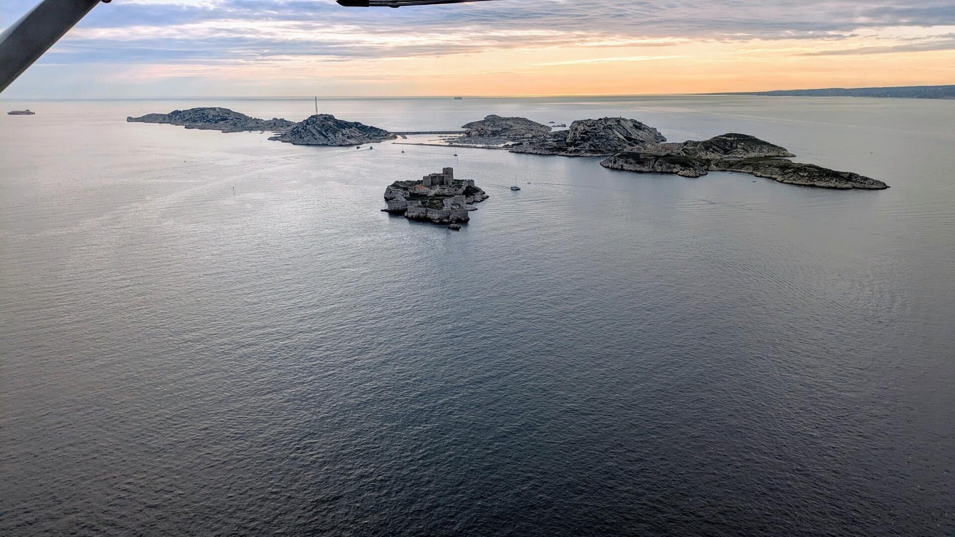 Grand tour de Marseille : Calanques, Ste-Baume, Ste-Victoire