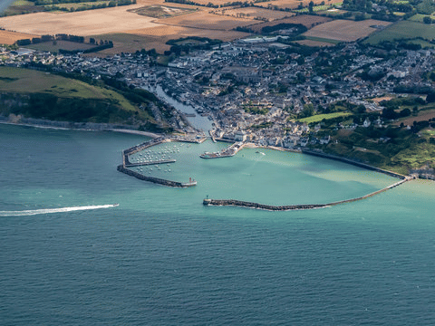 Port en Bessain