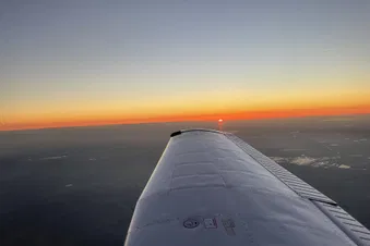 Entdecke Deinen Ort/Stadt aus der Luft