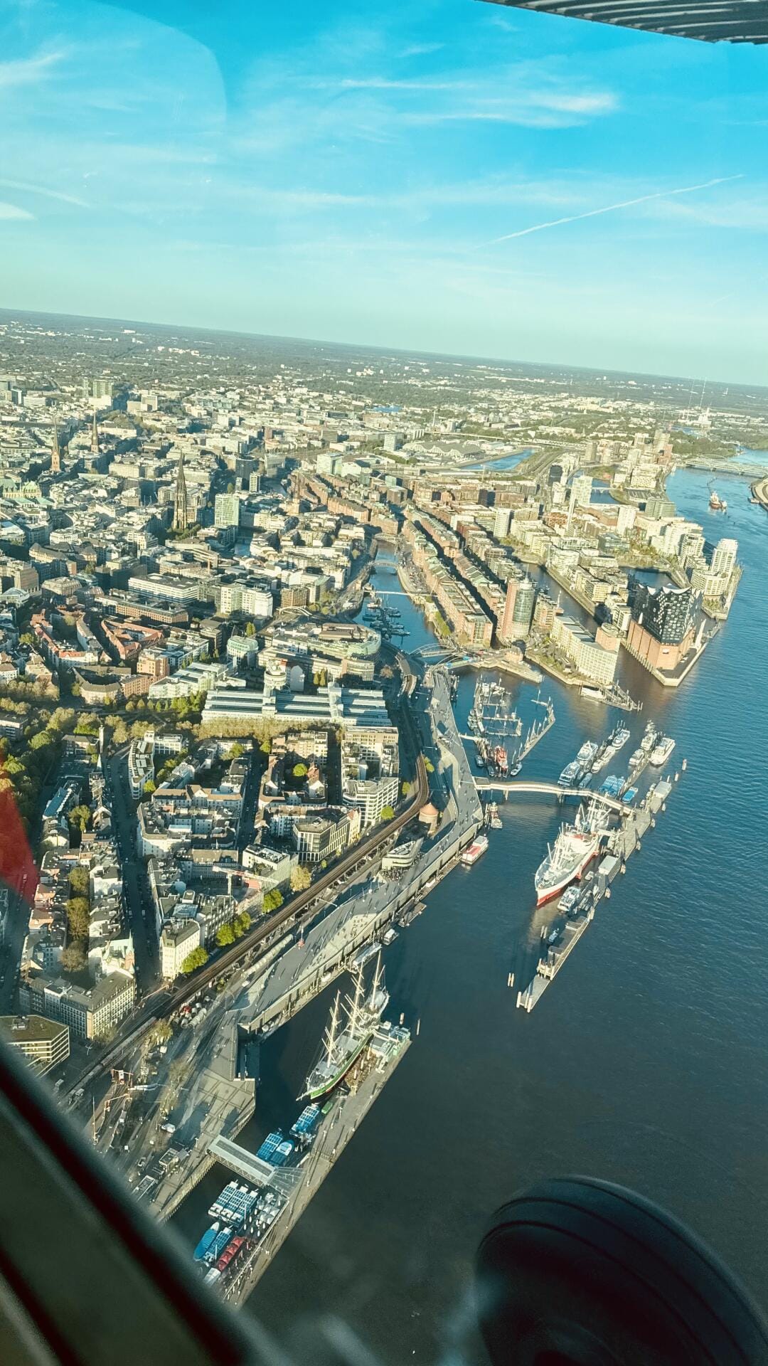 Rundflug über Hamburg
