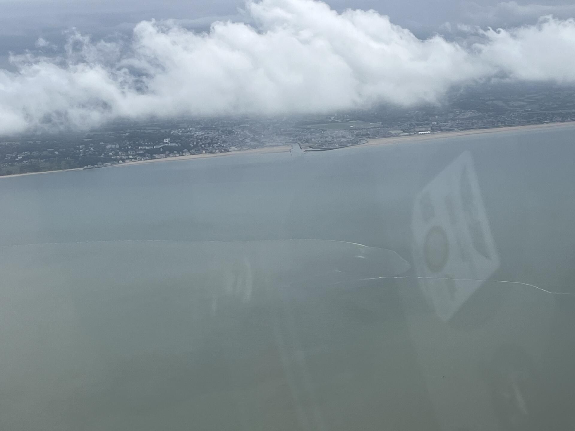Deauville au loin et l'estuaire de la Touques