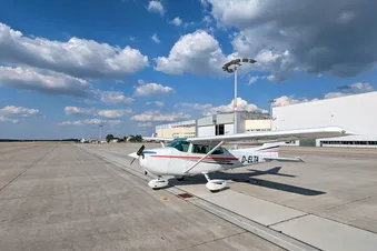 Hoch über Berlin - Rundflug mit einem Privatflugzeug