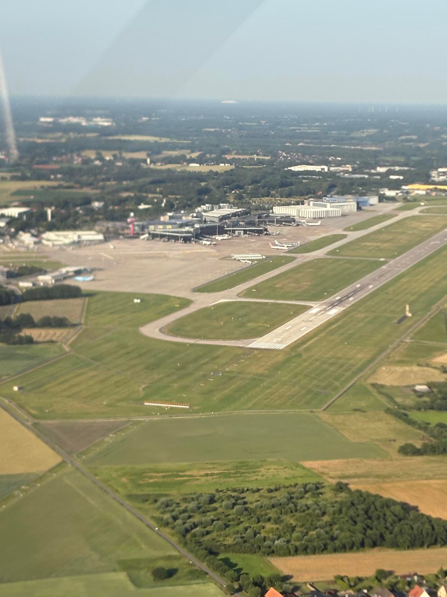 Rundflug: Steinhuder Meer, Hannover & Weserbergland