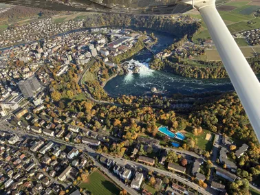 04. Rheinfall-Panorama: Atemberaubender Rundflug (CHF)