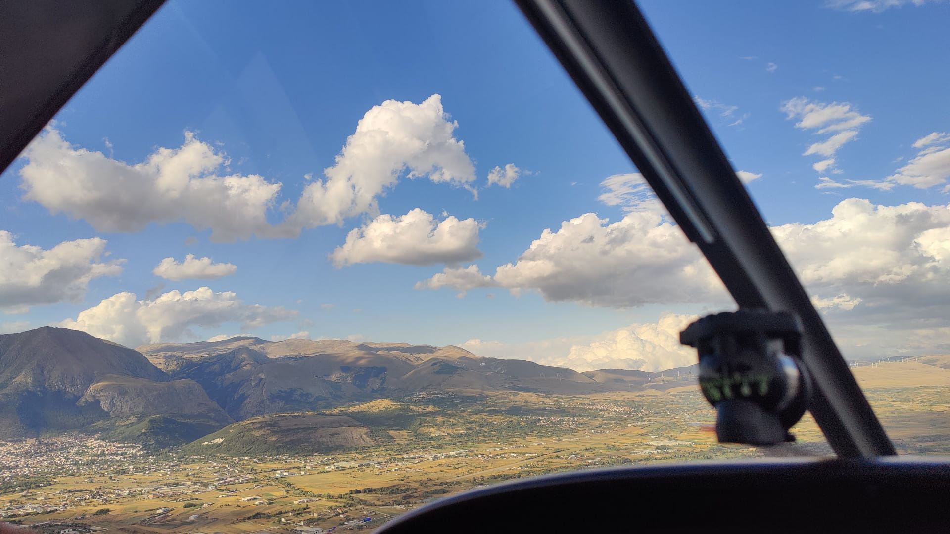 Flying in the center of Italy