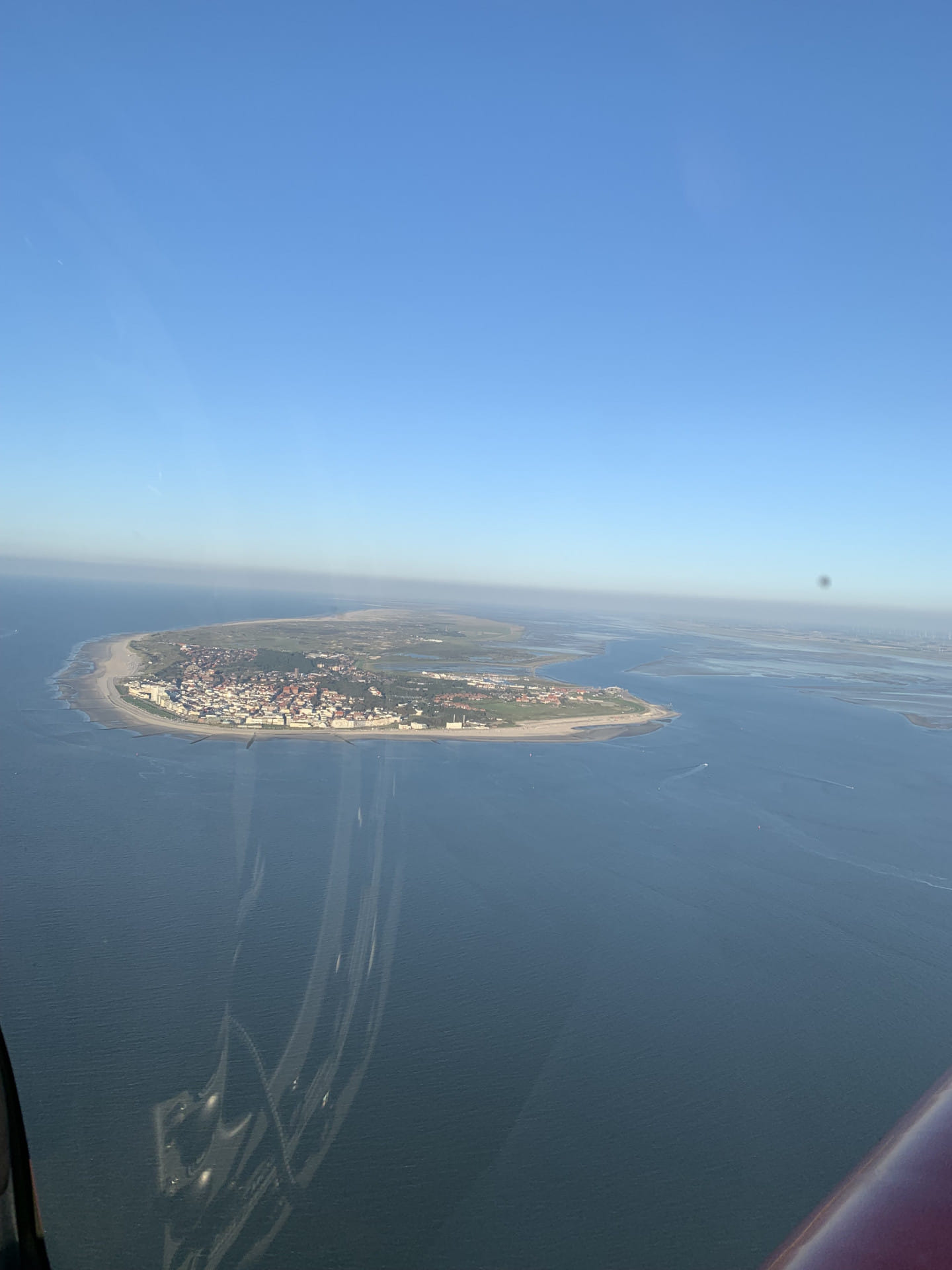 Rundflug entlang aller ostfries. Inseln ab Ney, Juist, Lang.