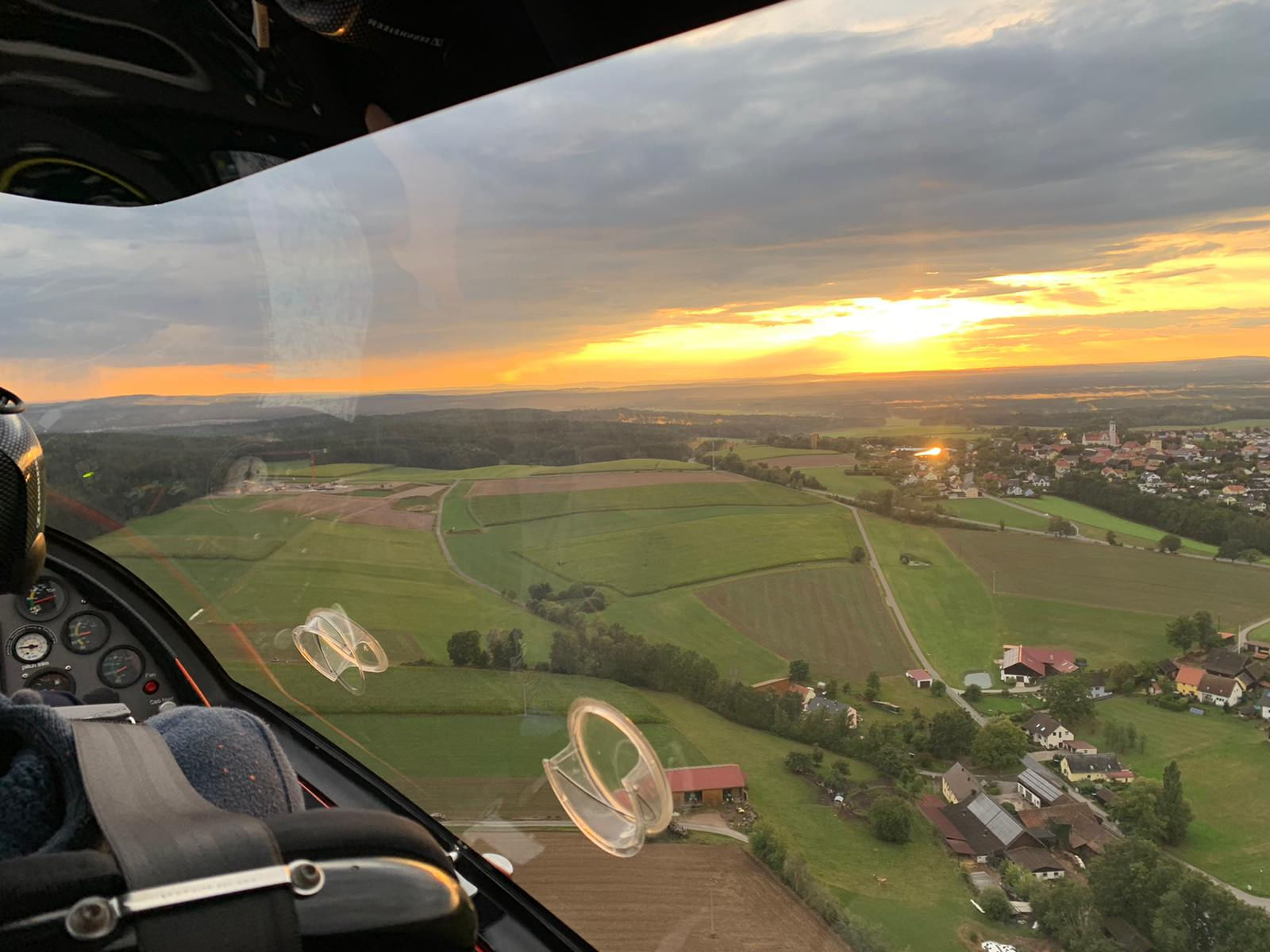 Rundflug in einem Motorflugzeug (60 min.)