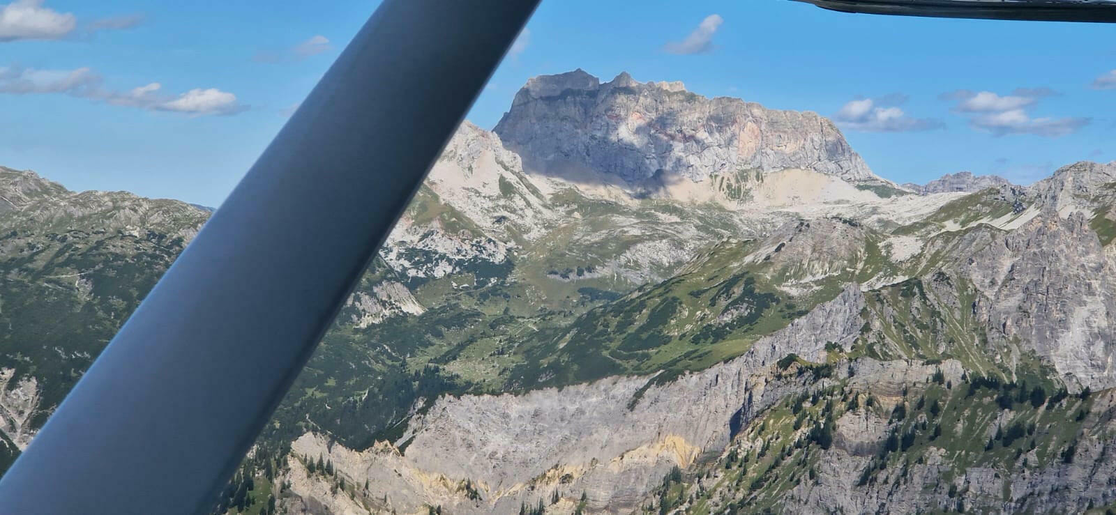 2H | Enjoy The Alps From Above (Different Route Possible)