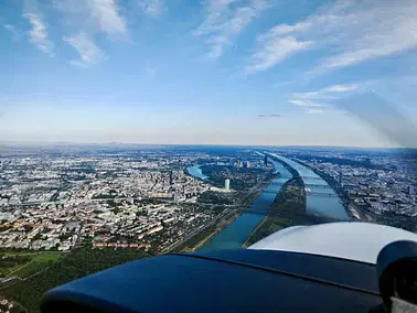 Atemberaubender Flug über Wien