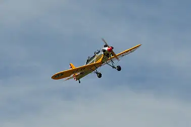 Im offenen Cockpit z.B. über Aachen und die Eifel.
