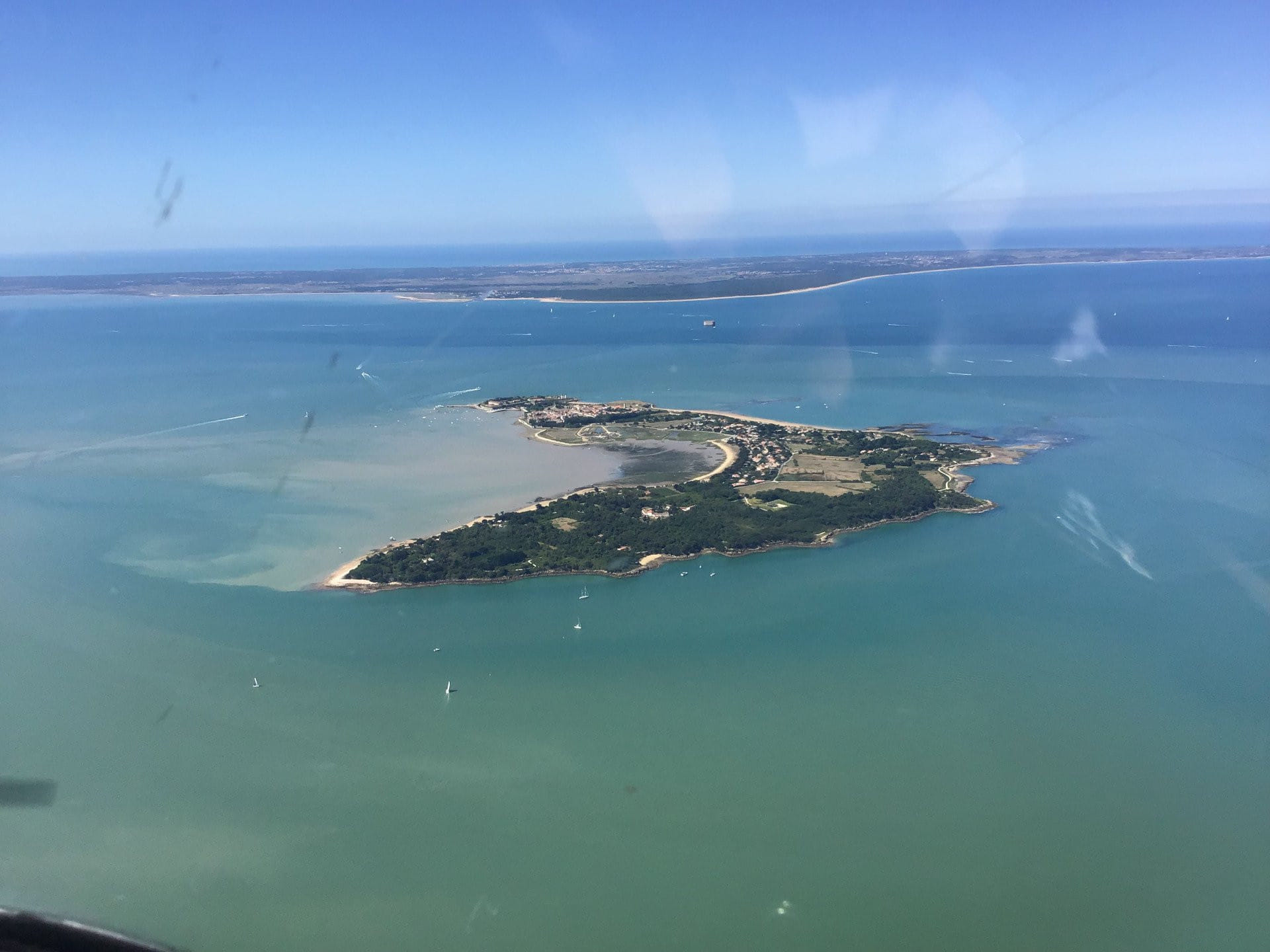 La Rochelle et les îles charentaises vues du ciel