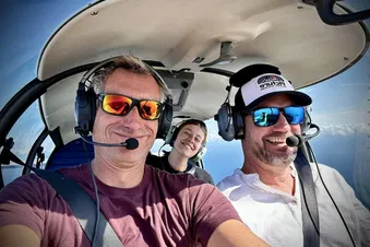 Special "Voileux": la SHOM 9999 vue du ciel