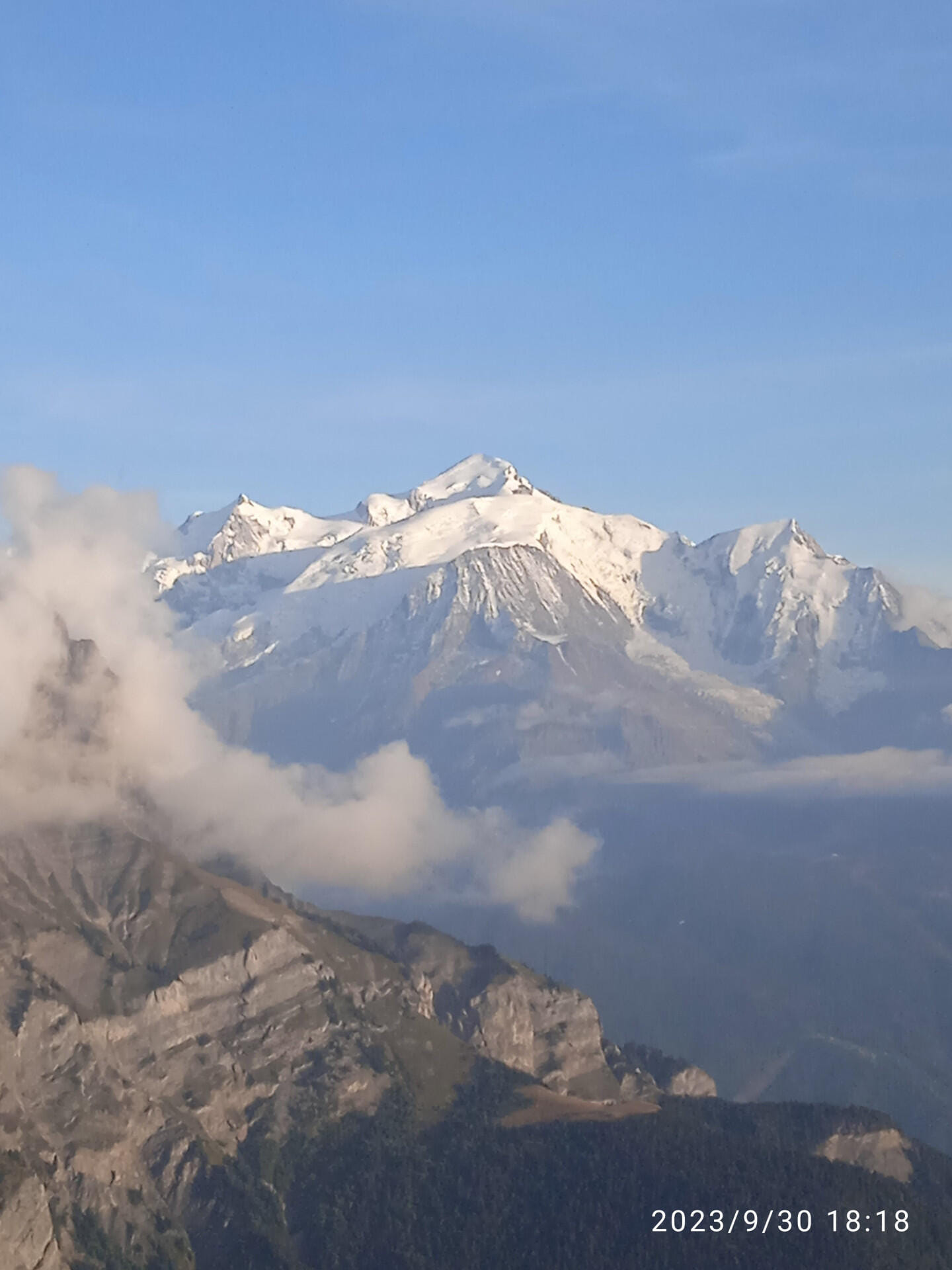 Vol, Mont-Blanc et tour du Léman