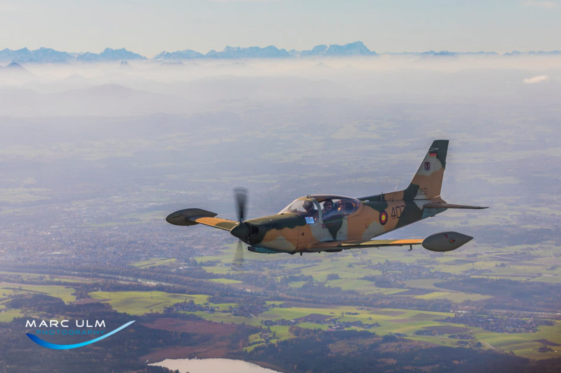 Eine Pizza in Trento* ex. Airforce Marchetti F260 (James Bond Marchetti)