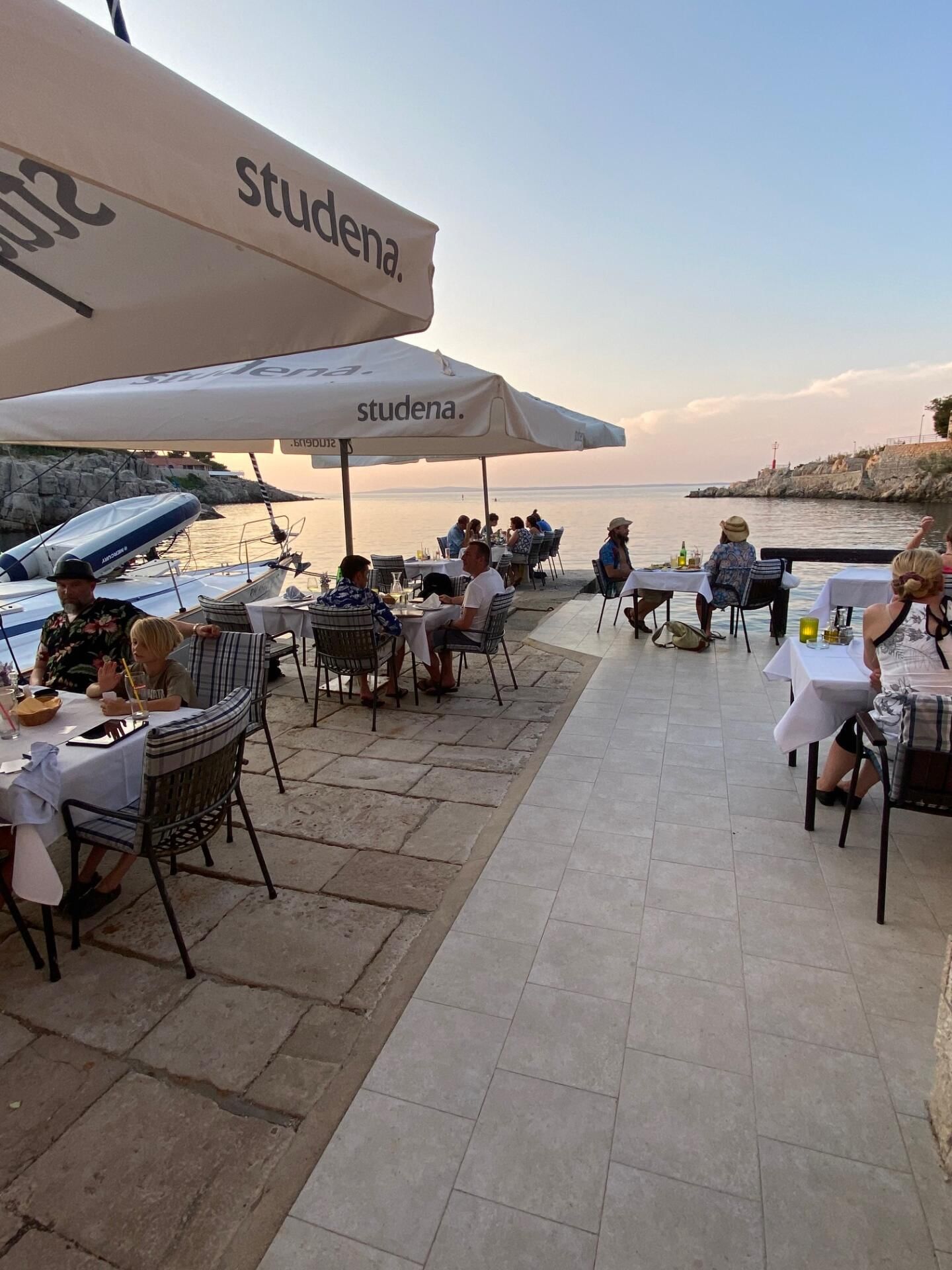 Tolles Restaurant direkt am Meer