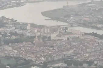 Survol de la côte basco-landaise depuis Pau