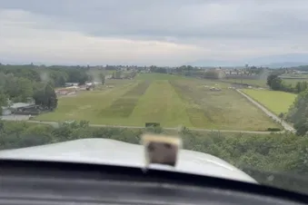 Finale Piste 22 Aérodrome de La Côte