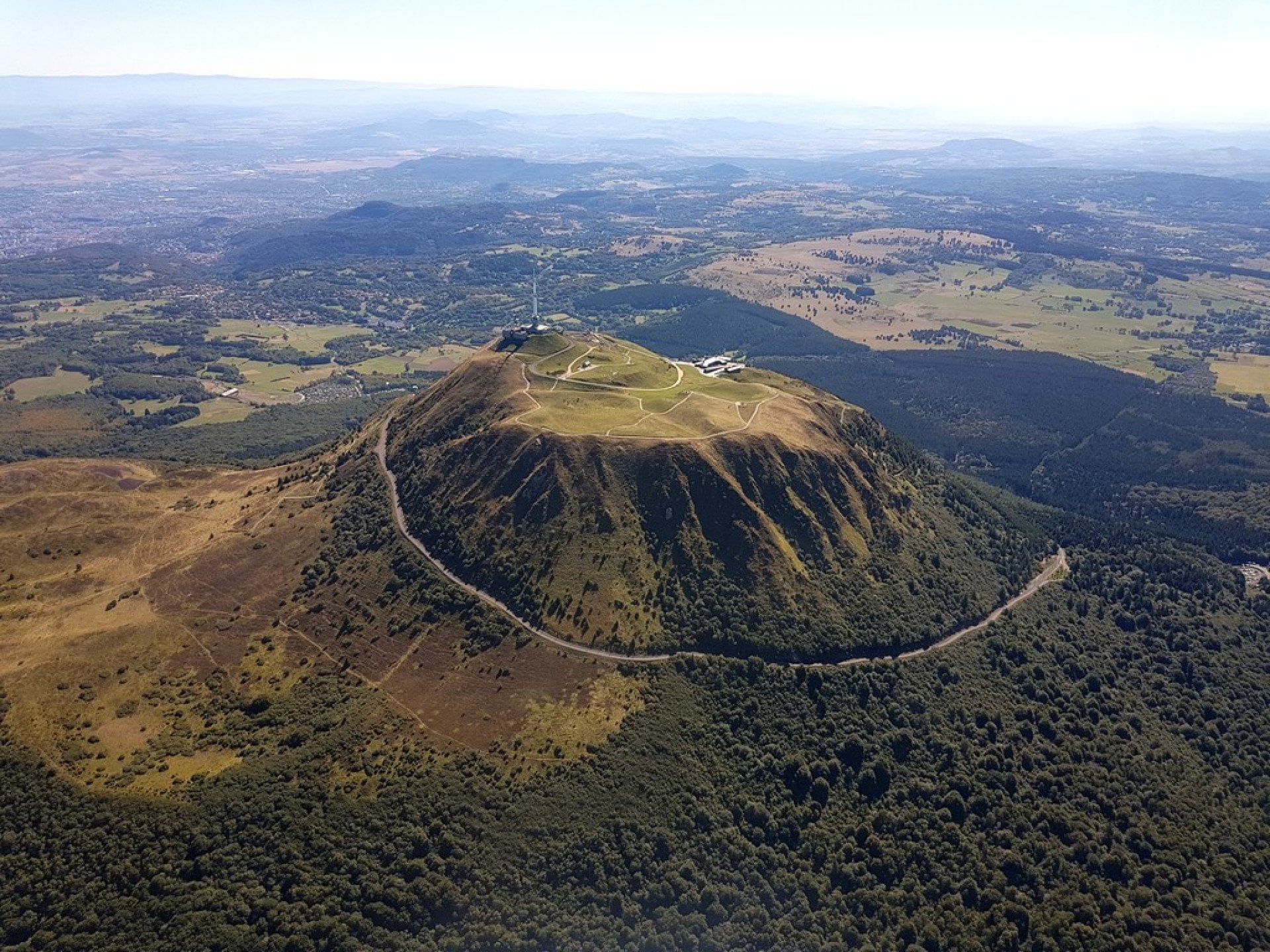 Vol sur mesure au départ de La Vèze
