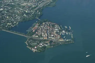 Großer Bodensee-Rundflug (mit Lindau, Meersburg und Mainau)