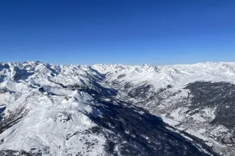Vol d'excursion : ski à la journée vers Courchevel
