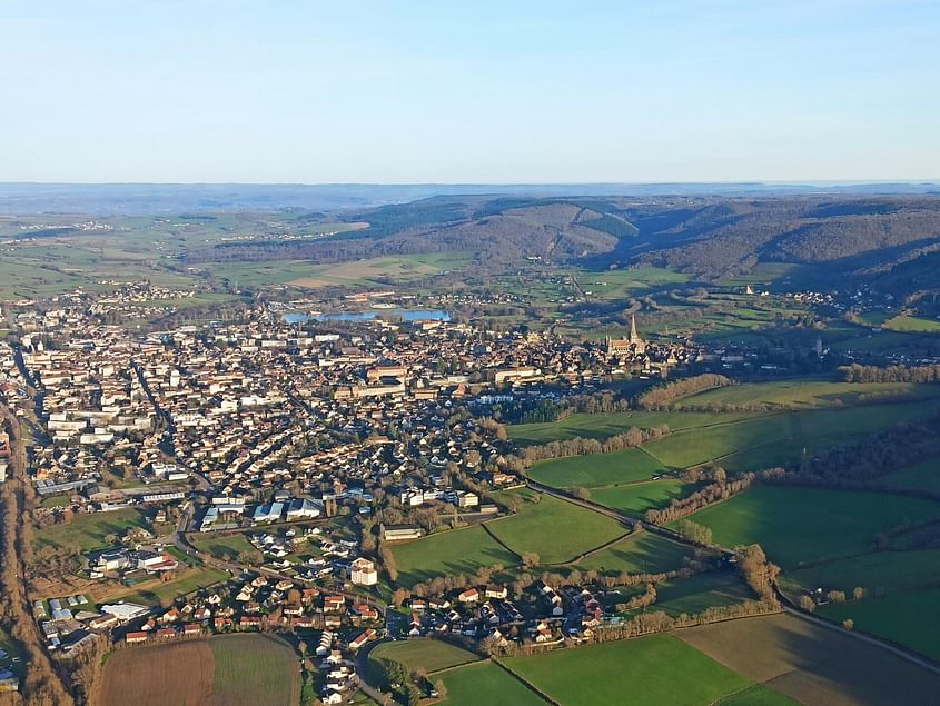 Balade aérienne au-dessus de la région autunoise