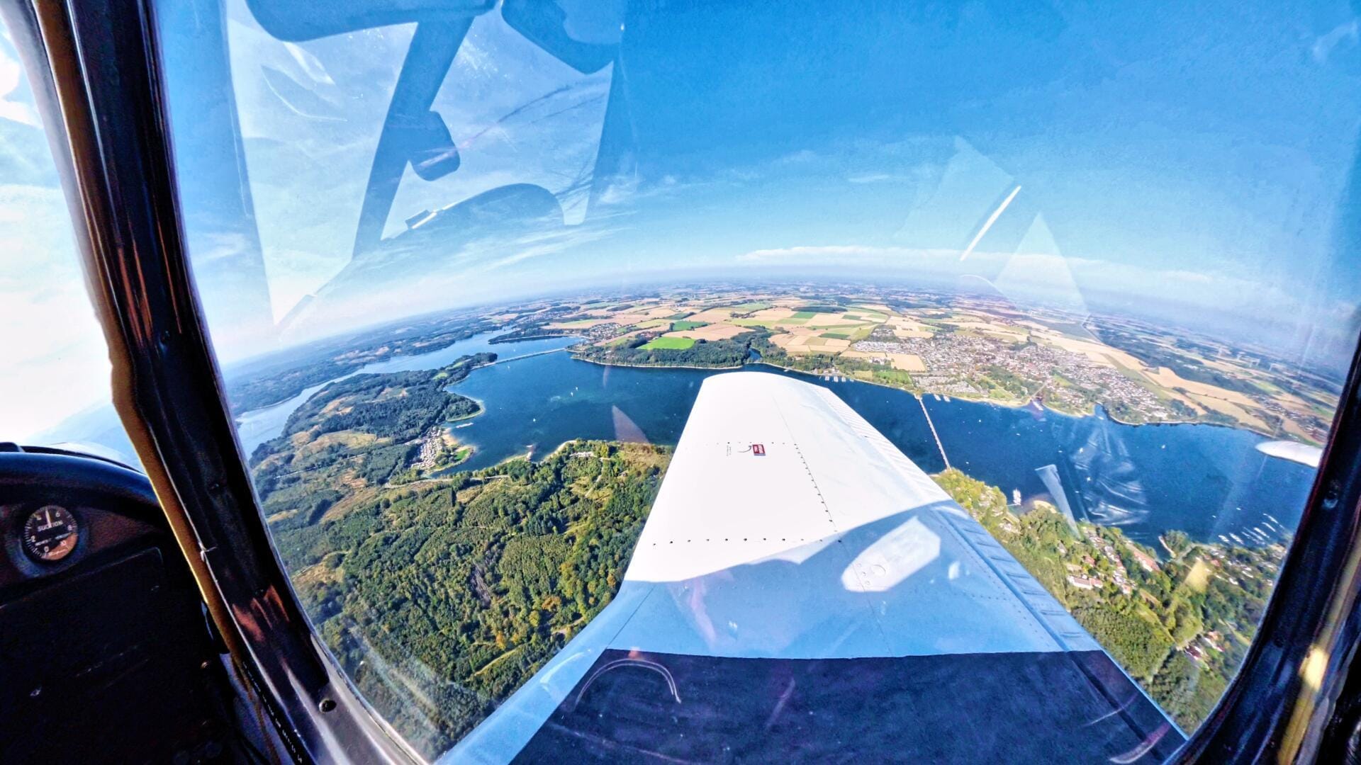 Rundflug über das Sauerland & den Möhnesee