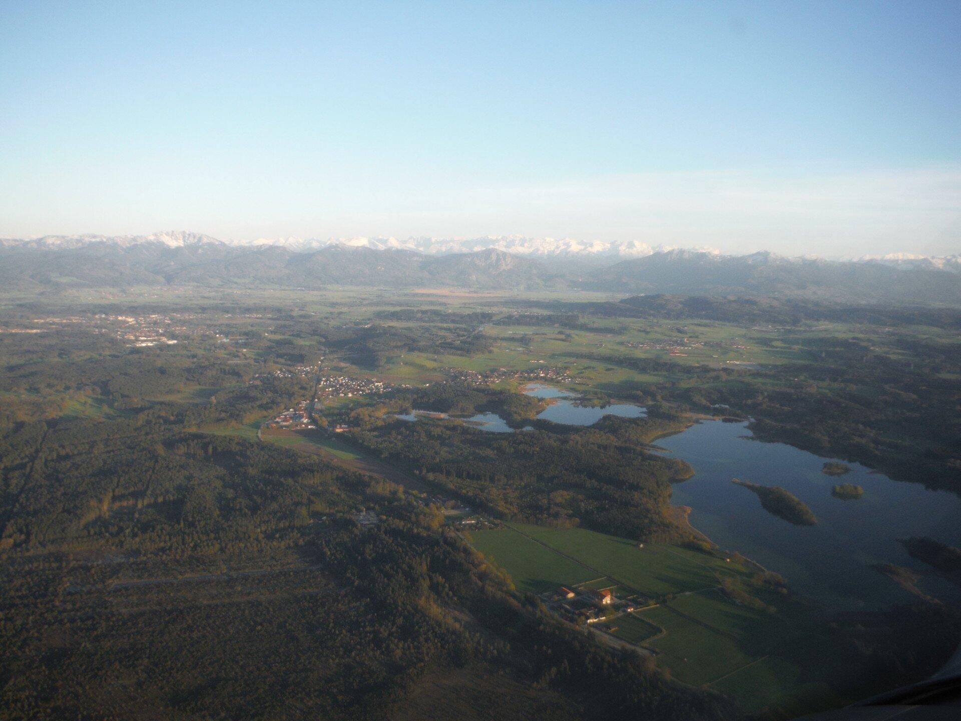 Seen & Skyline – Bayerns Süden aus der Luft erleben.