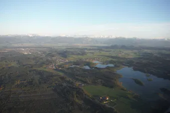 Seen & Skyline – Bayerns Süden aus der Luft erleben.