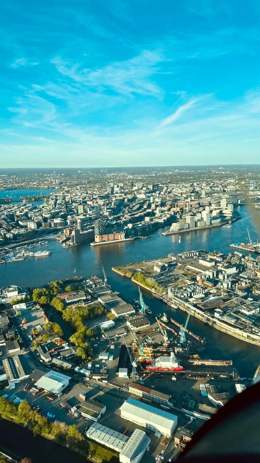 Rundflug über Hamburg