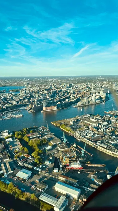 Rundflug über Hamburg