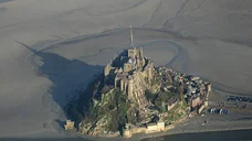 Survol du Mont Saint Michel et du bocage normand